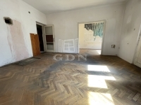 Eladó lakás (téglaépítésű) Vác, 59m2