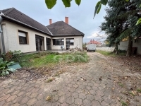 Bábolna Családi ház 38