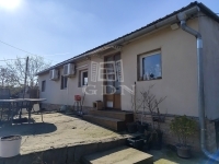 Eladó családi ház Pécel, 93m2