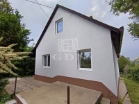 Eladó családi ház Mogyoród, 130m2