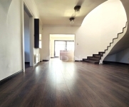 Dunaharaszti Family House 0