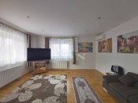 Gyál Family House 12