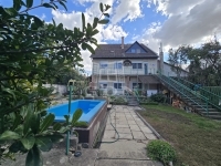 Budapest XV. kerület Casa Familiala 27