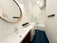 Budapest V. kerület Lakás (téglaépítésű) 12