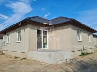 Vânzare duplex Pécel, 102m2