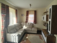 Budaörs Совмещенный дом 1