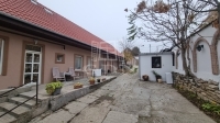 Üröm Family House 4