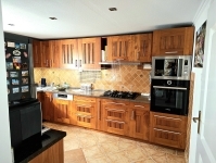 Bernecebaráti Einfamilienhaus 1