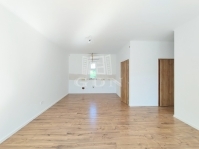 Mogyoród Doppelhaus 6