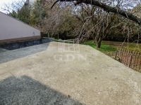 Budapest XVI. kerület Совмещенный дом 18