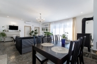 Nagytarcsa Family House 10