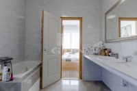 Nagytarcsa Family House 5