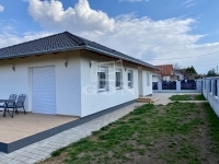 Tököl 家庭别墅 1