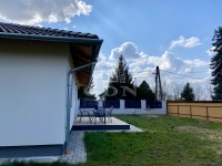 Tököl 家庭别墅 4