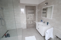 Ecser 家庭别墅 20