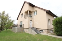 Ecser 家庭别墅 1