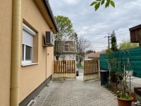 Szigetújfalu Family House 2