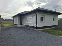 Verkauf einfamilienhaus Bugyi, 120m2
