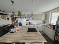 Tököl 家庭别墅 8