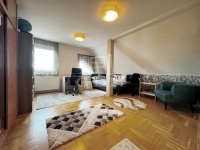 Tököl Family House 11