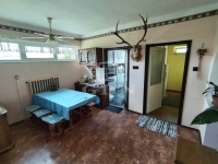 Nézsa Family House 12