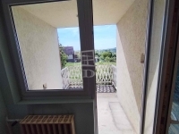 Nézsa Family House 18