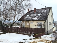 Nézsa Family House 0