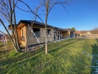 Váchartyán Semidetached house 23