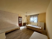 Vác Casa Familiala 4