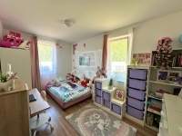 Vácrátót Совмещенный дом 7