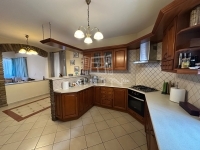 Vác Casa Familiala 8