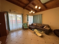 Vác Casa Familiala 12