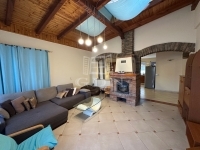 Vác Casa Familiala 13