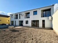 Vác 公寓房（砖头） 13